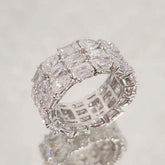 Irregular Design Setting Silver Wedding Bands