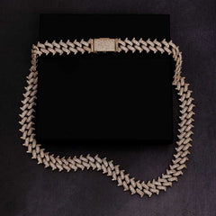 16mm Thorn Chain Necklaces in Silver & Gold