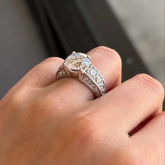 Sparkling Round Cut Sterling Silver Engagement Rings