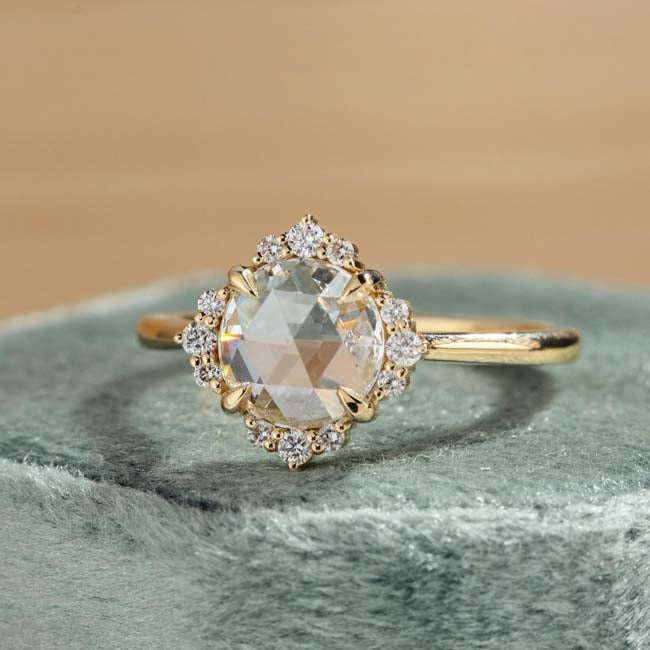 Halo Round Cut Yellow Gold Vintage Engagement Rings
