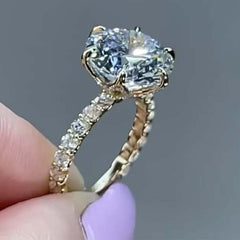 Simplicity Round Cut Yellow Gold Vintage Engagement Rings