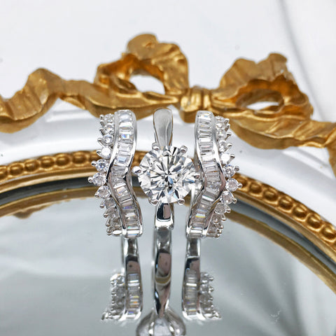 Handmade 2 CT Round Cut Crown Luxurious Bridal Ring Sets