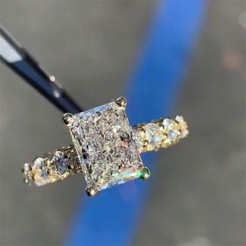 4 CT Baguette Cut Sidestone Round Diamond Engagement Rings