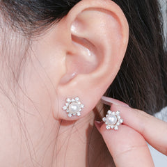 Snowflake Pearl Earrings Light Luxury Elegant High-Grade Sterling Silver