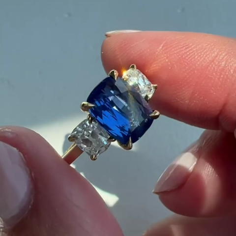 Pavlia Handmade 4CT Cushion Cut Blue Sapphire Engagement Ring