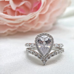 Gorgeous Pear Cut Sterling Silver Wedding Sets