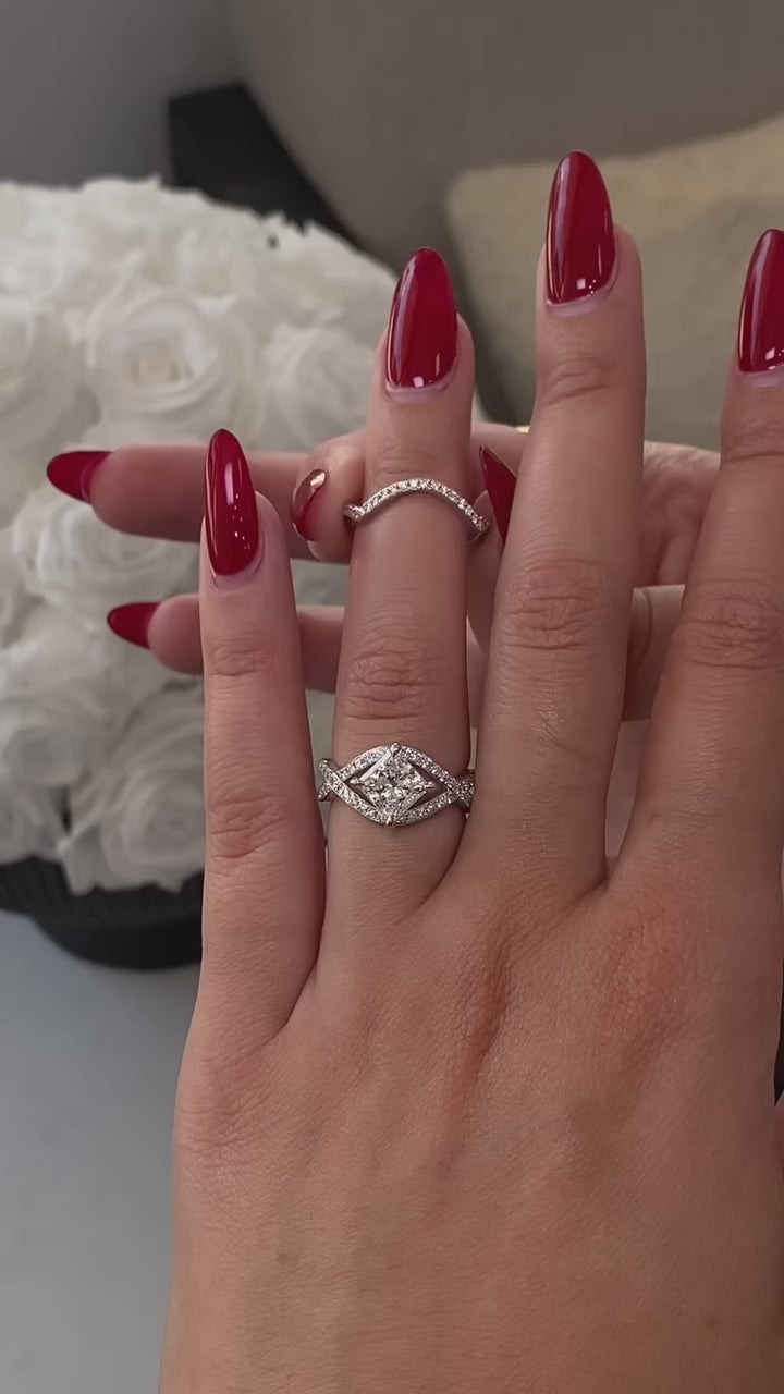 Curved Design Unique Women's Wedding Sets