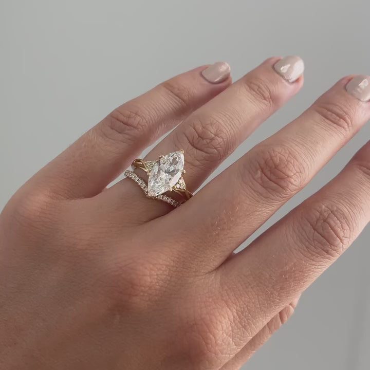 Precious and Elegant Vintage Engagement Rings