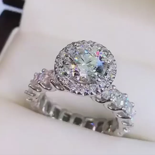 Comfort fit round diamond ring for swollen fingers in summer