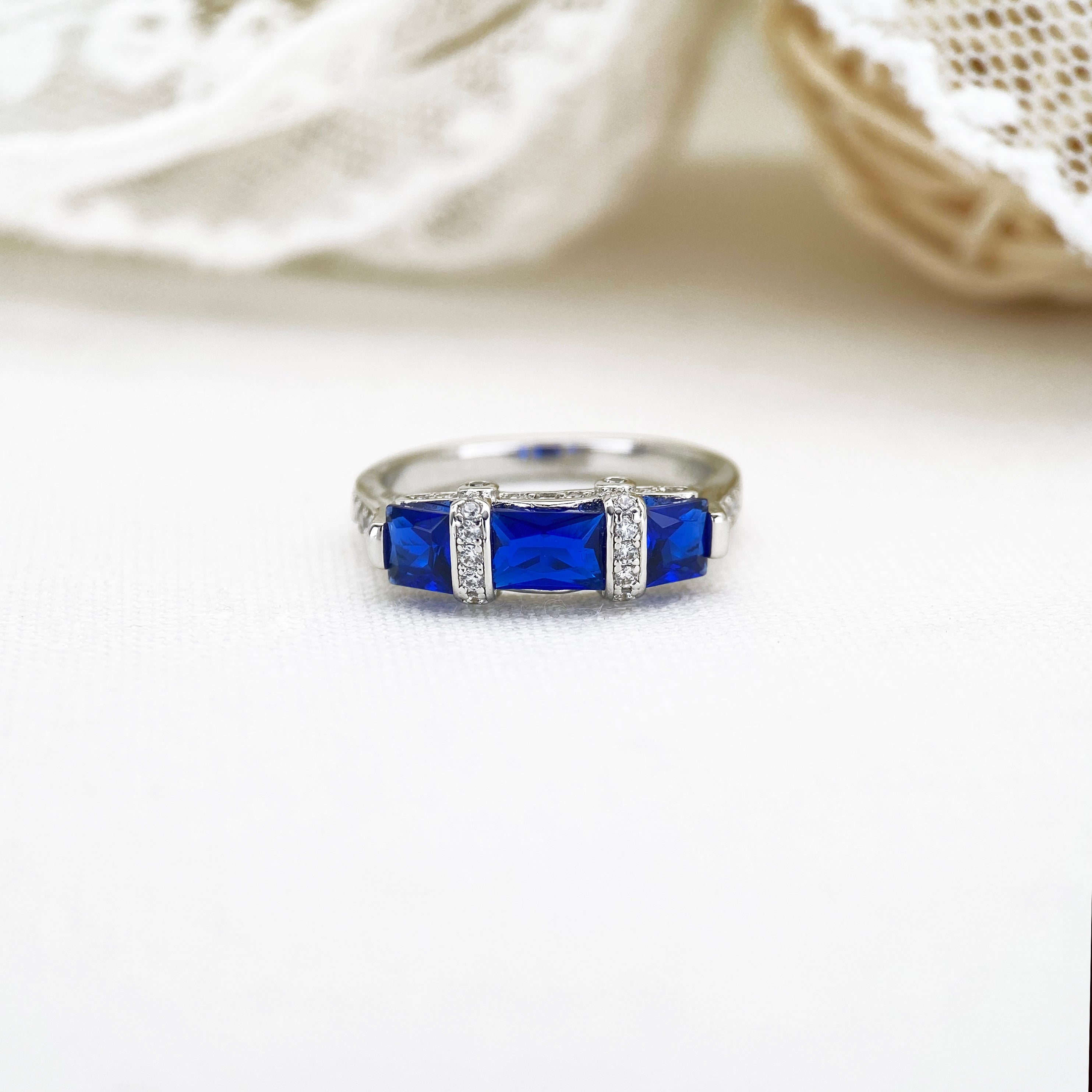 Pavlia Handmade 1 CT Blue Baguette Cut Silver Fashion Rings